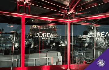 Comment louer un prompteur à Paris en 2026